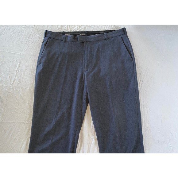 Van Heusen Flat Front Washable Stretch Dress Pants, Slacks. 36X31, EUC!! - Picture 5 of 8